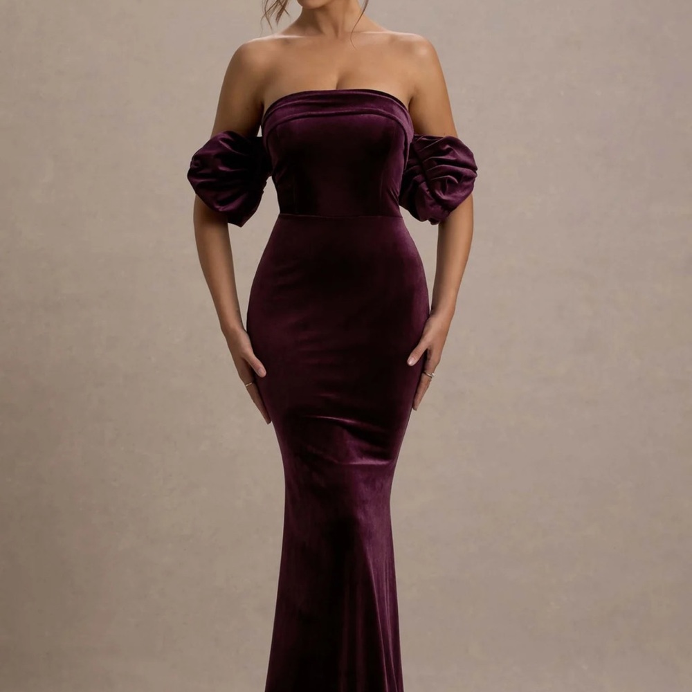 Elegant Off-Shoulder Velvet Dress - Purple